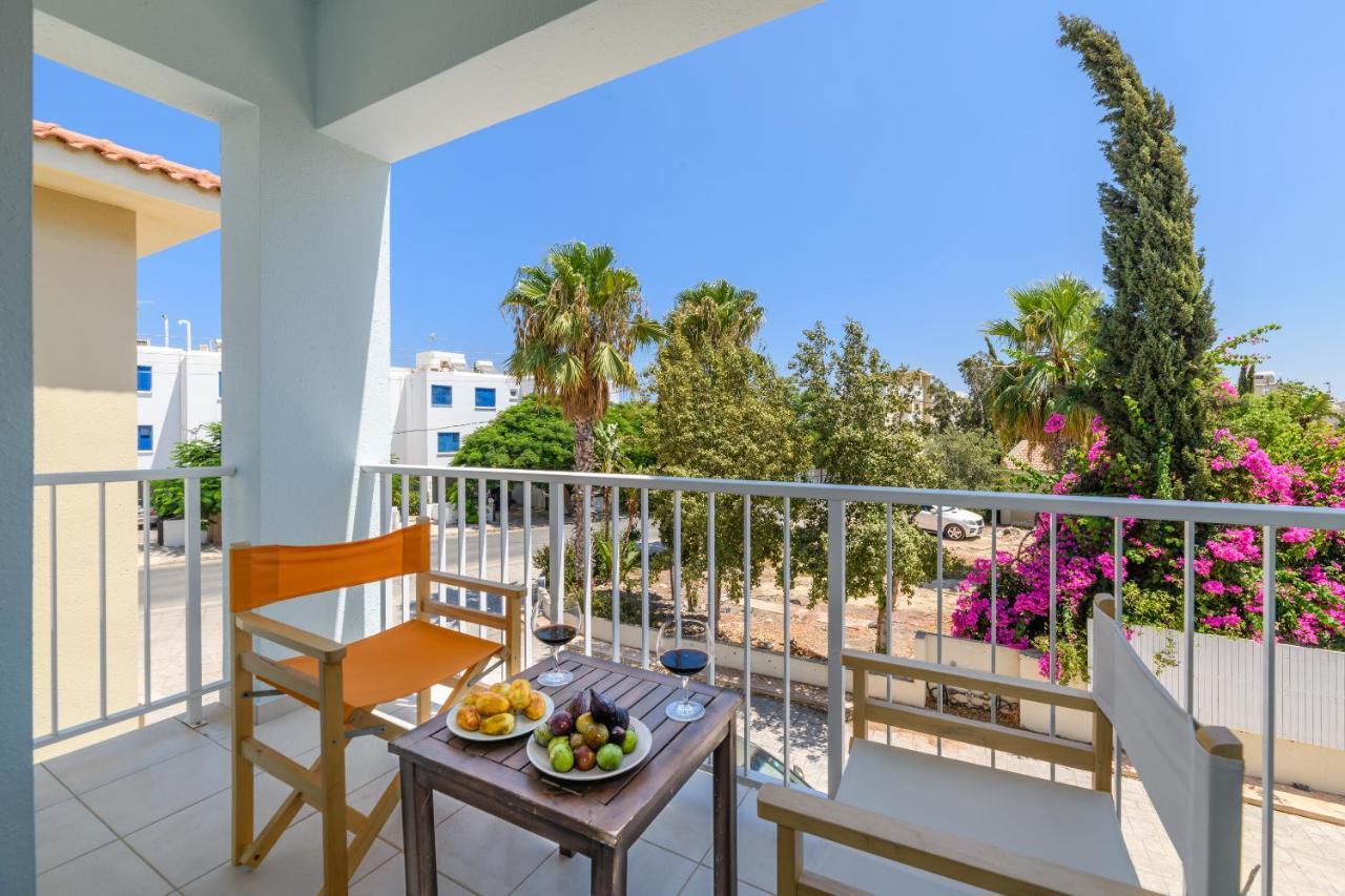 Villa Lela Serena By Ezoria Villas Протарас Екстер'єр фото